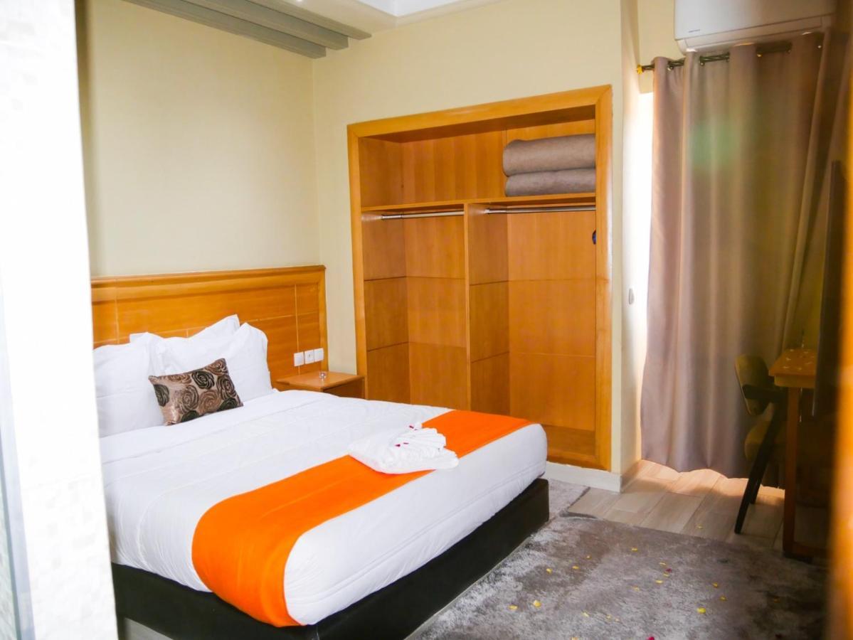 Hotel Golden Flora Beni Mellal Exterior photo