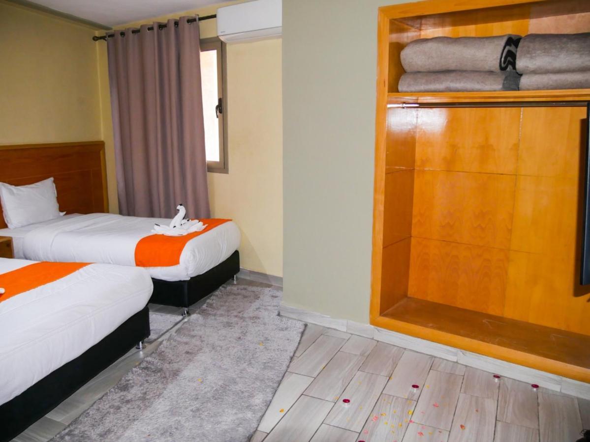 Hotel Golden Flora Beni Mellal Exterior photo