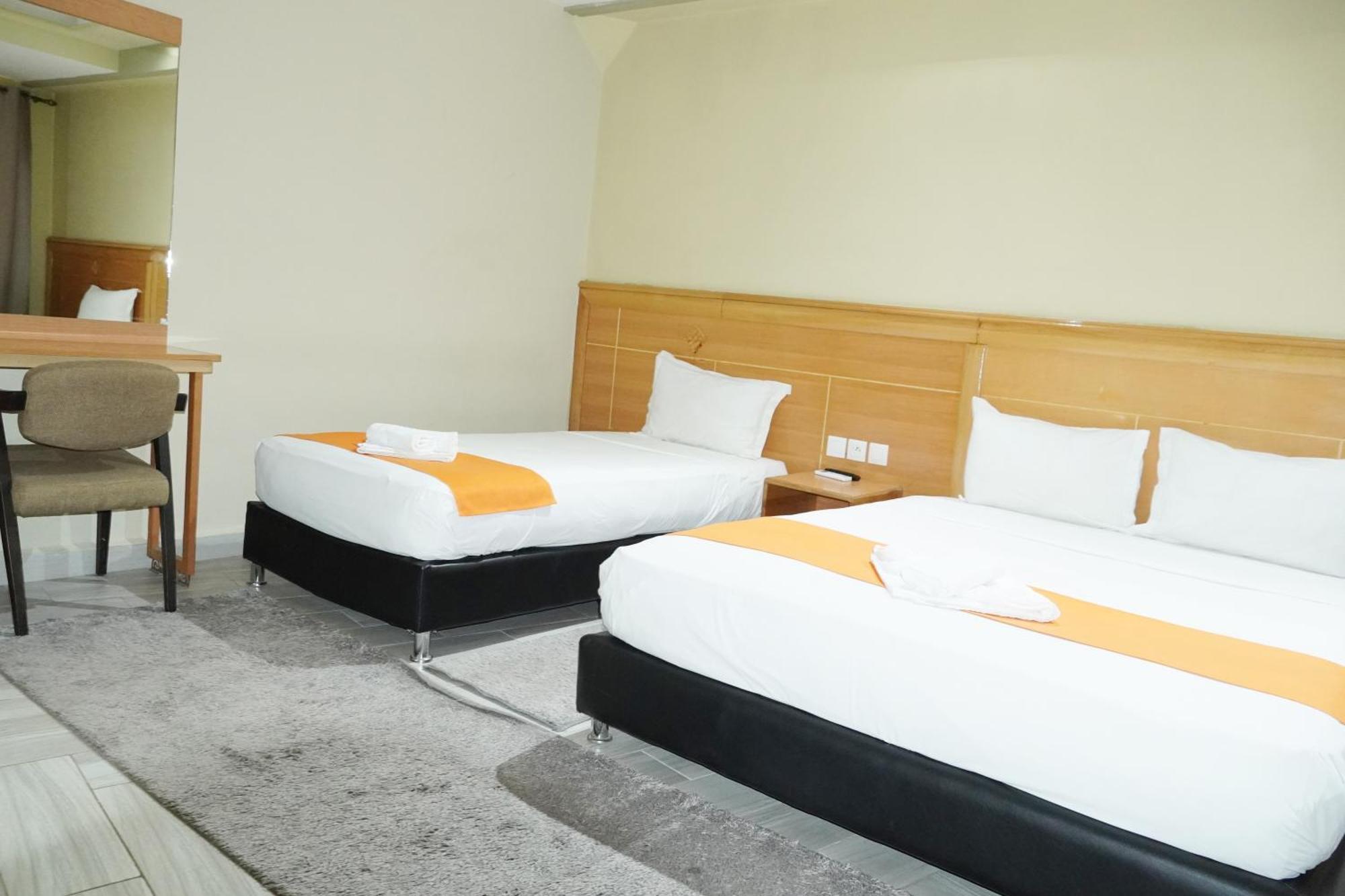 Hotel Golden Flora Beni Mellal Exterior photo