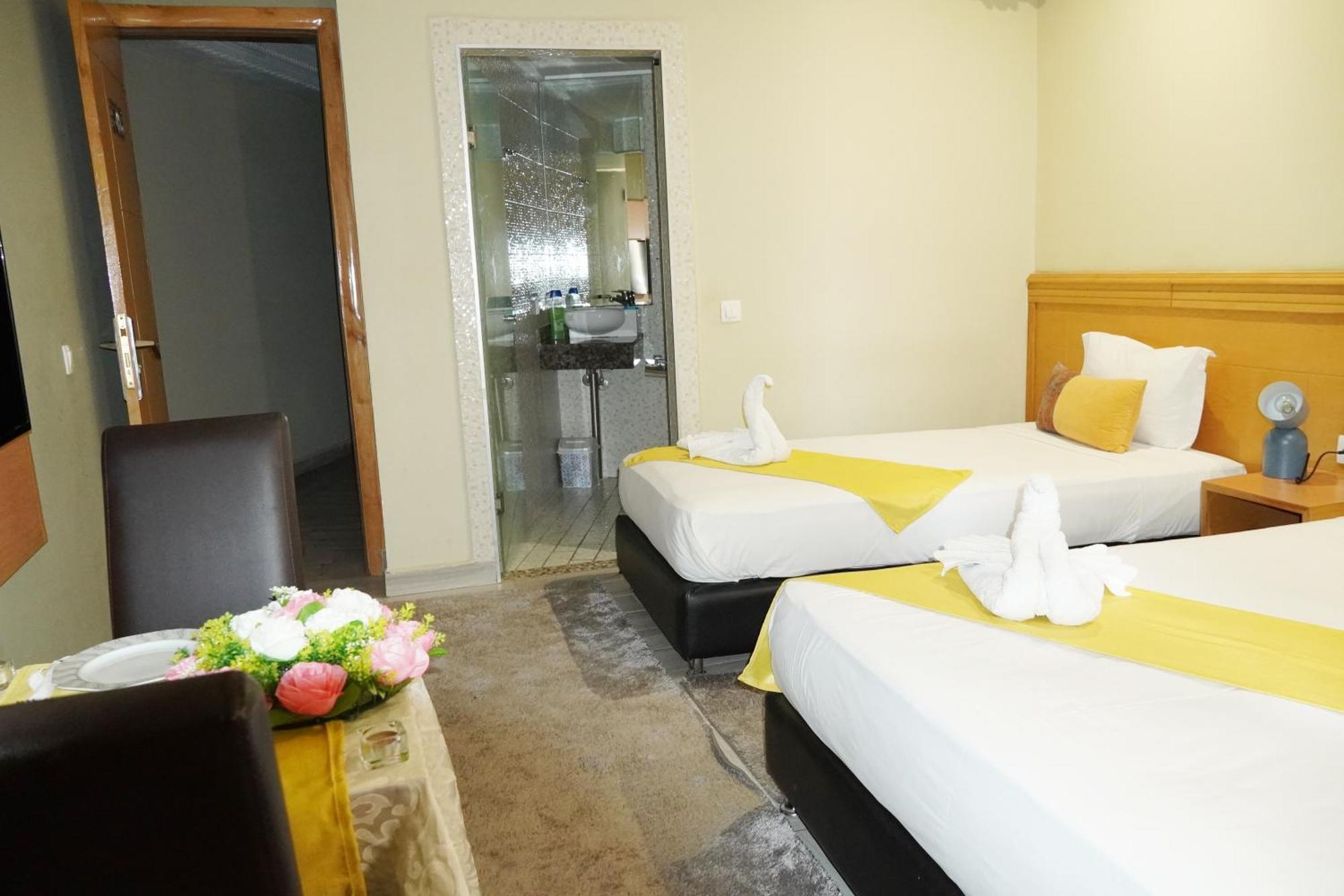 Hotel Golden Flora Beni Mellal Exterior photo