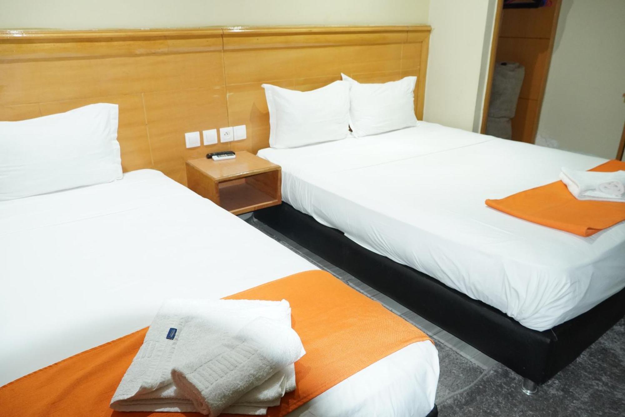 Hotel Golden Flora Beni Mellal Exterior photo