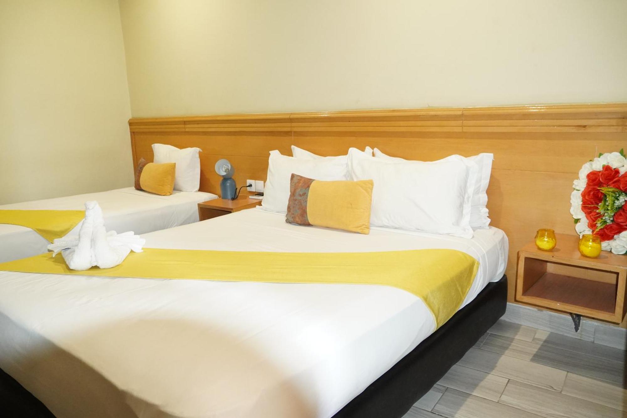 Hotel Golden Flora Beni Mellal Exterior photo