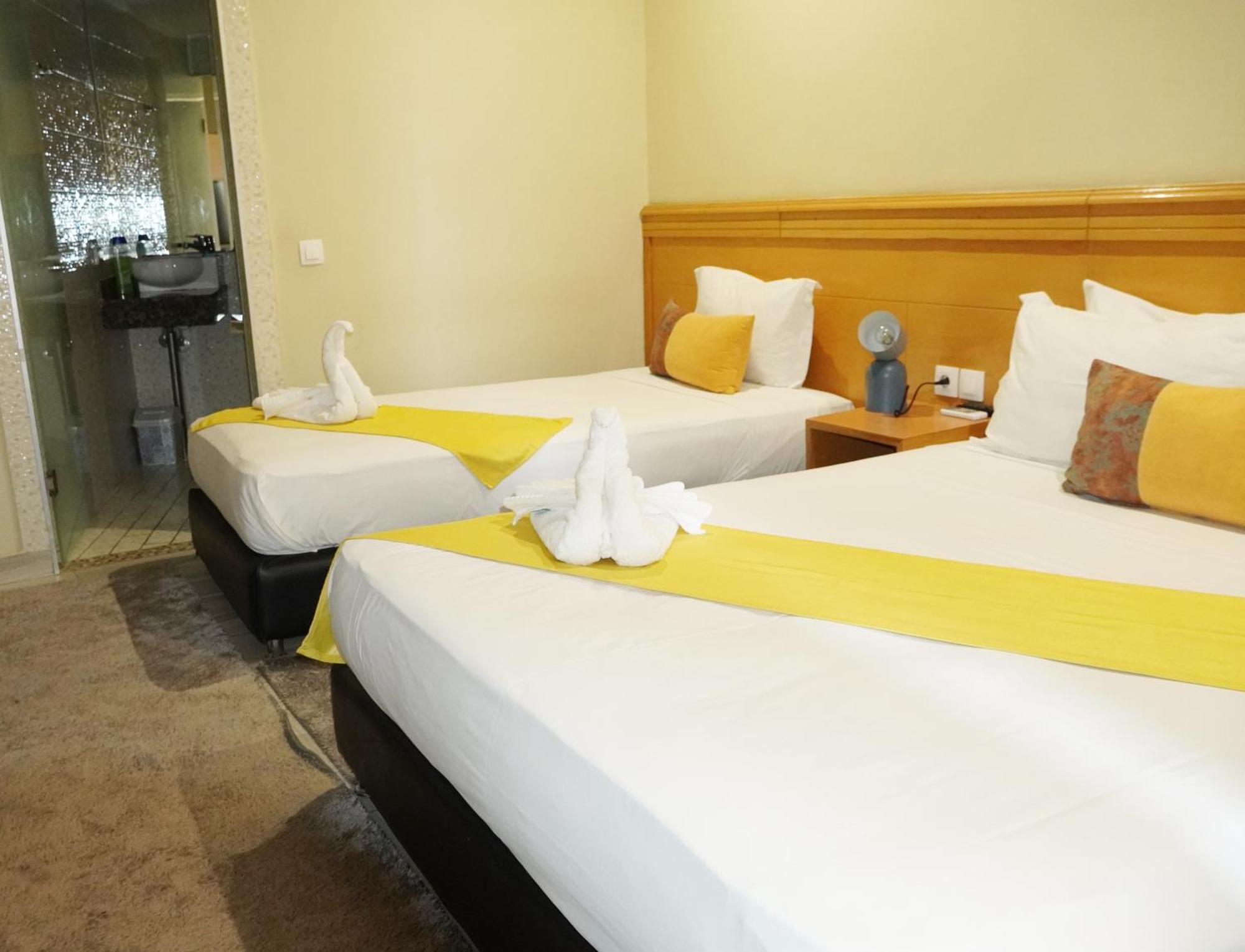 Hotel Golden Flora Beni Mellal Exterior photo